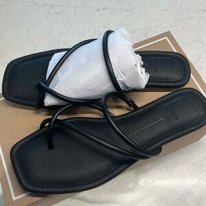 Dolce Vital Black Leanna Sandals